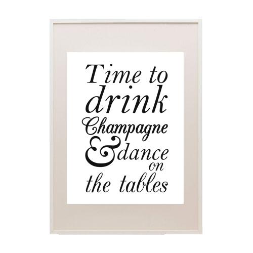 Free Printable Drink Champagne Sign from @chicfettiwed