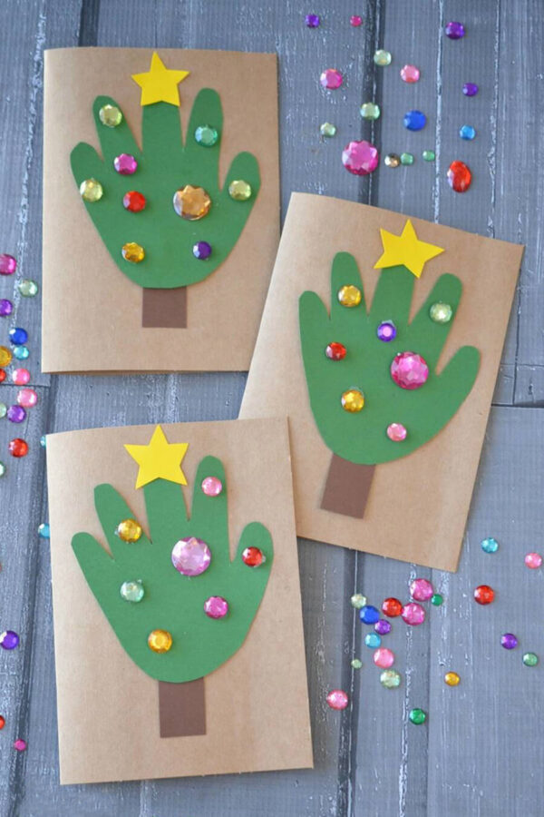 15 Fun Christmas Crafts for Kids - Make these fun crafts for kids