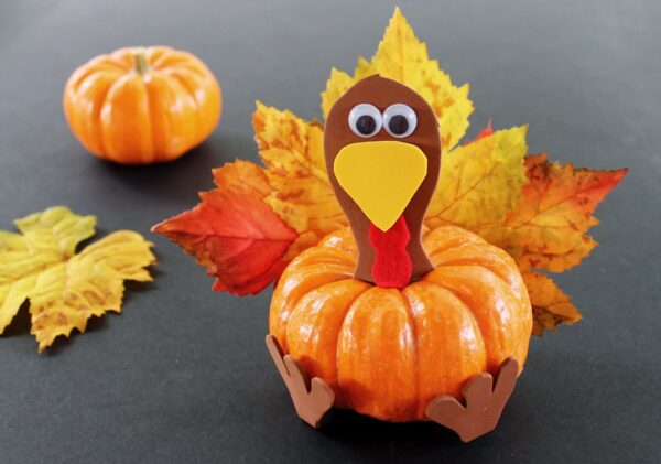 15 Fun Thanksgiving Crafts for Kids